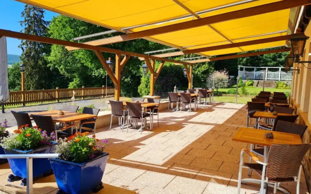 Hotel Waldquelle - Baumhaushotel Aerzen