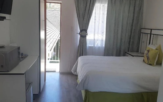 Mentor Guest House