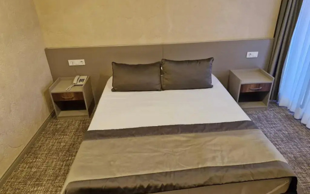 Espark Otel Buca