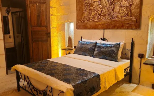 Cleopatra Antique Hotel