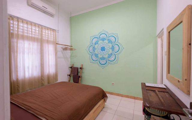 Happy Buddha Hostel