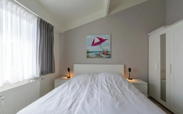 Beach Apartment 35 for 4 Guests, Callanstoog