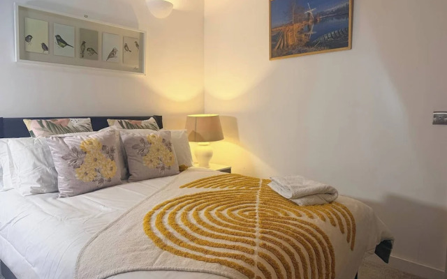 Winter Stays, Pool, Wi-fi, Parking, 3double Beds