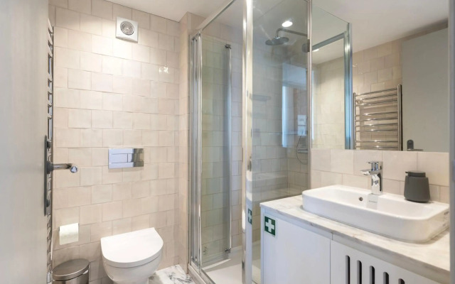 LovelyStay - Deluxe 2BR Duplex with Splendid View