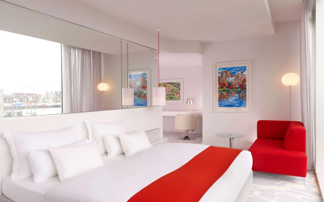 art'otel Cologne powered by Radisson Hotels