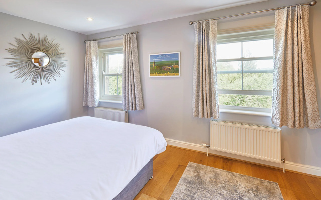 Host Stay River View