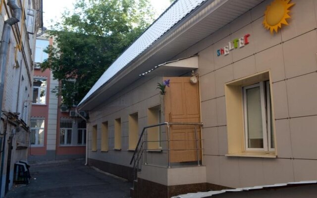 Гостиница Shelter Hostel в Москве 13 отзывов об отеле, цены и фото номеров - забронировать гостиницу Shelter Hostel онлайн Москва вид на фасад
