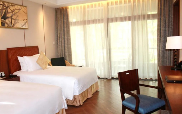 Wuzhishan Yatai Rainforest Resort Hotel