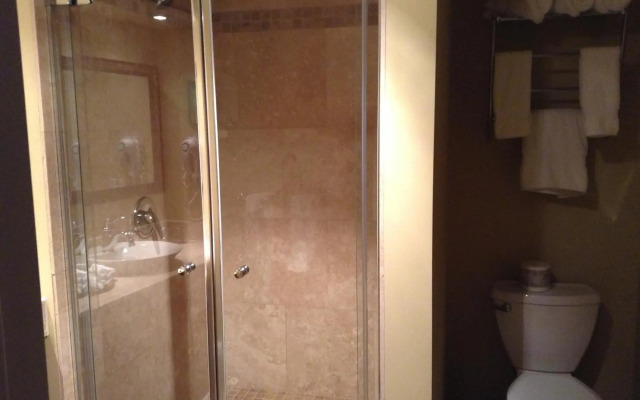 Hotel Brossard, an Ascend Collection Hotel
