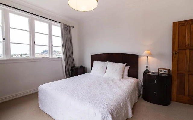 Boutique Apartment in Newmarket