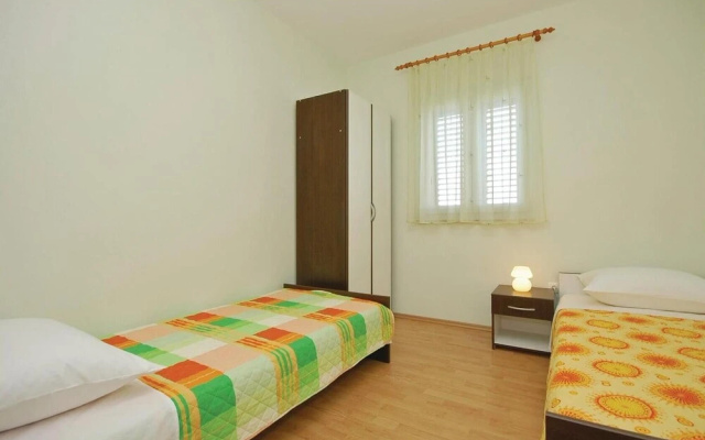 Awesome Home in Posedarje With Wifi and 2 Bedrooms