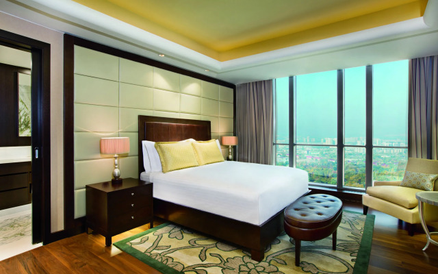 Отель The Ritz-carlton, Almaty