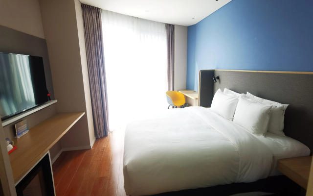 Holiday Inn Express Beijing Yizhuang Tongminghu by IHG