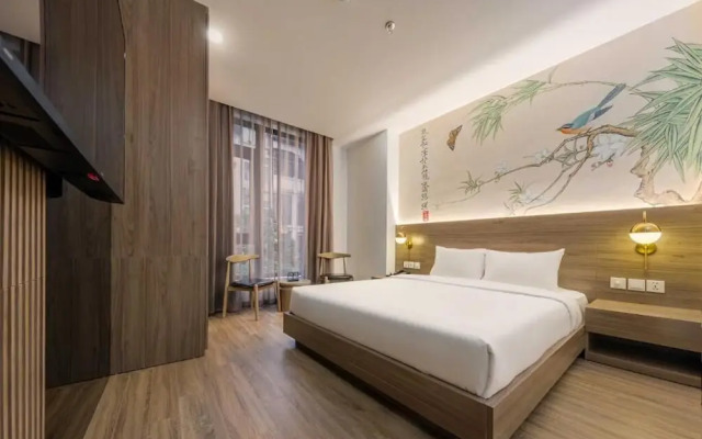 A25 Premium Hotel - 31 Trương Công Giai