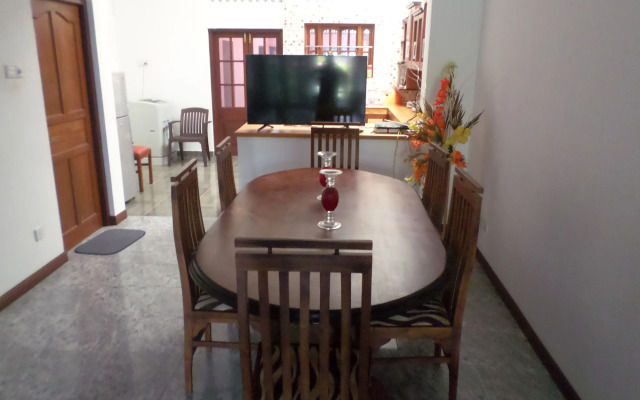 Leos Home Stay