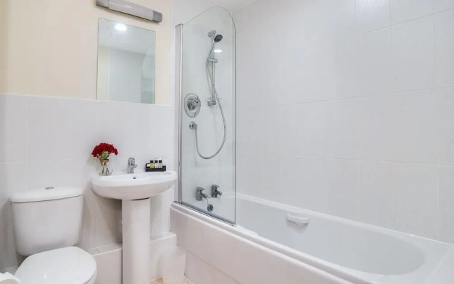 Mica Point City Centre Apartment