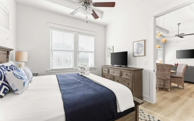 Rhema Beach Haus 2BR Luxury Retreat
