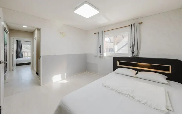 Byeolsaem Private House