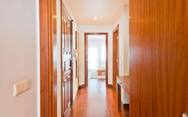 BmyGuest - Central Garage Apartment