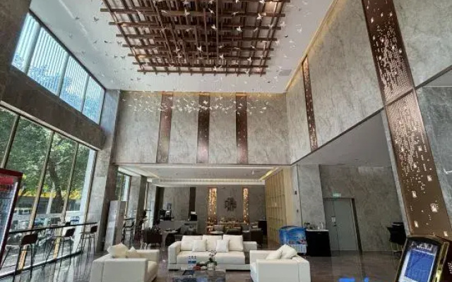 Yeste International Hotel (Yingjiang Bus Passenger Station)