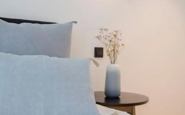 Liiiving in Gaia - Beach Seaside Apartment