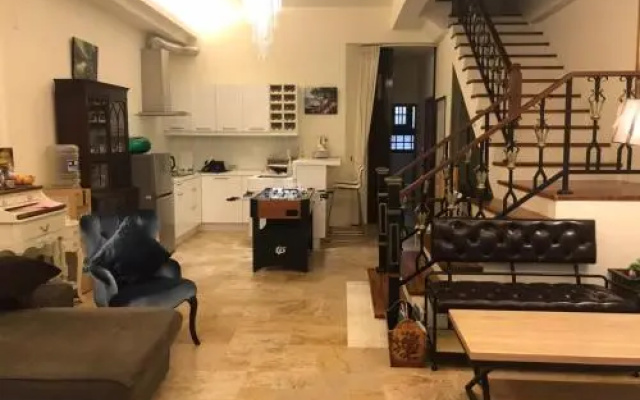 Aria's Home