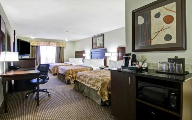 Coast Weyburn Hotel