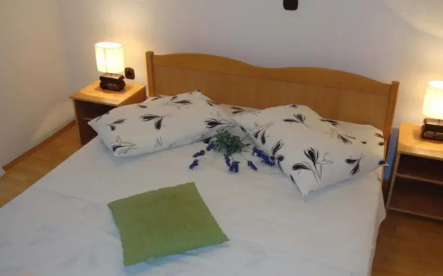 Apartments Krišto
