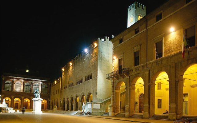 Отель Polo Италия, Римини - 2 отзыва об отеле, цены и фото номеров - забронировать отель Polo онлайн вид на фасад