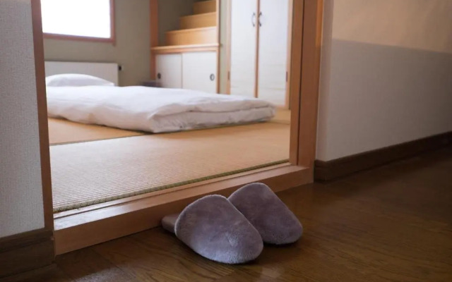 Kiroro House