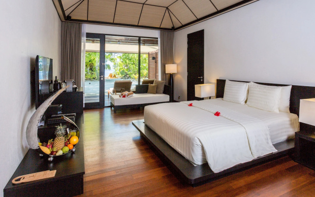 Lily Beach Resort & Spa