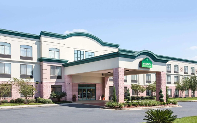 Wingate by Wyndham Mobile