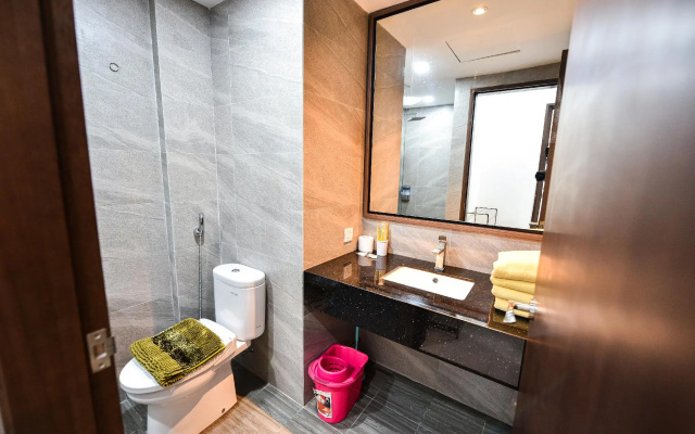 LOVINA 17-10 at Harbour Bay Residences