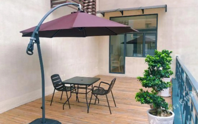 Xiaoyin Yisu Hostel