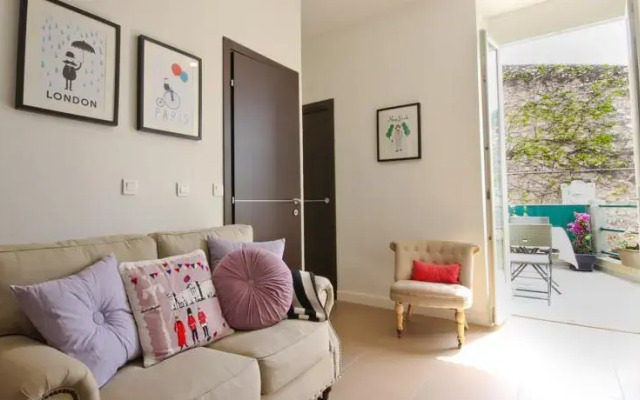 Rare! Terrace with Sea View Apartment, Vieux Nice
