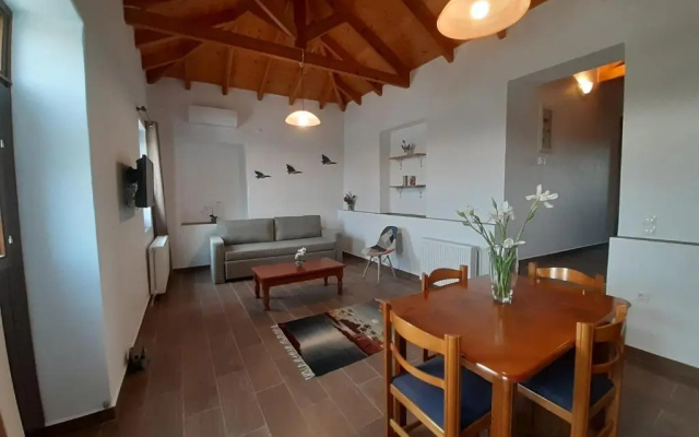 Old Village apartment, Ximena and Emilios