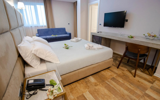 Blue Marine Hotel