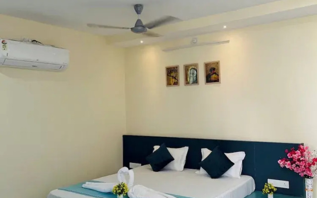 Gokul hotel
