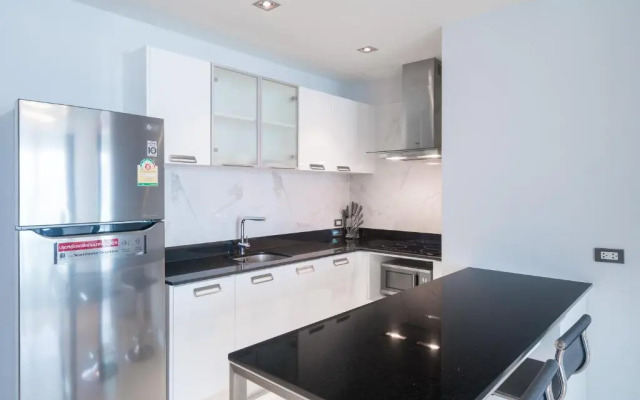 Emerald Terrace Apartments by Lofty
