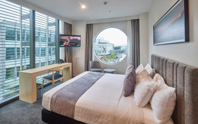 Christchurch City Hotel