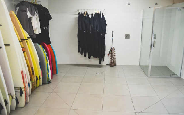 Body surf house