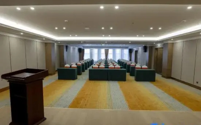 Vienna Hotel ( Weifang Fangzi Hotel )