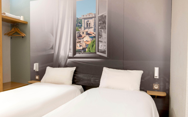 B&B HOTEL Avignon (2)