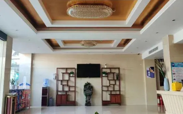 Xinyang Yuelong Hotel