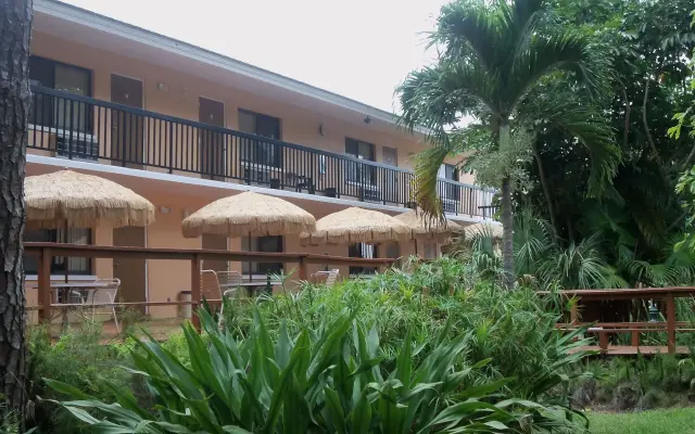 Fairways Inn of Naples
