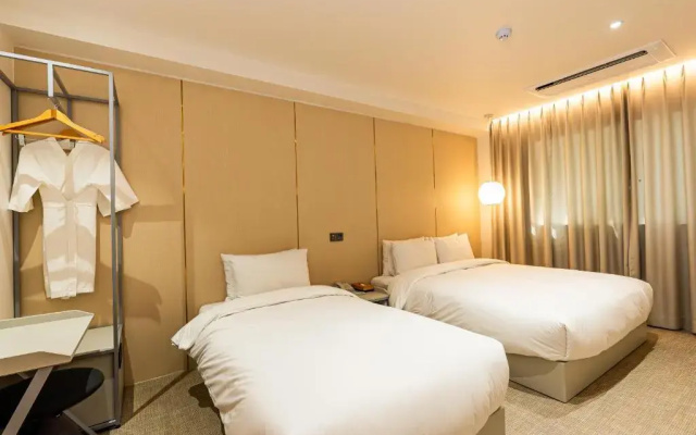 Hotel The Grang Seogwipo