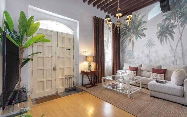 Exclusive House in Seville. Antonia Díaz