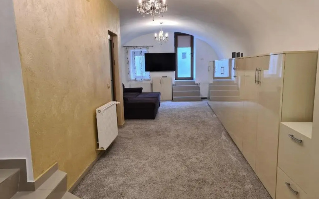 Emporia Studio Flat