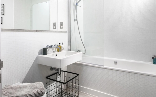 Plymouth Luxurious Apartment