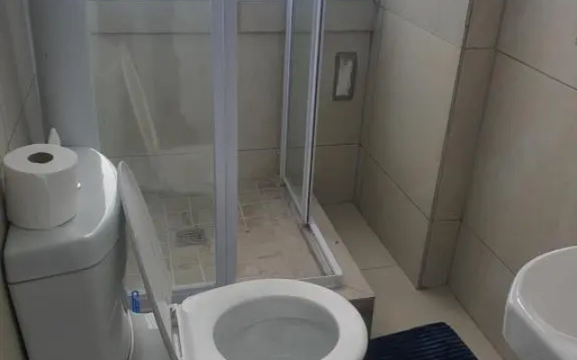 Modern Oxford Street Apartment - 40 CZ KUBS